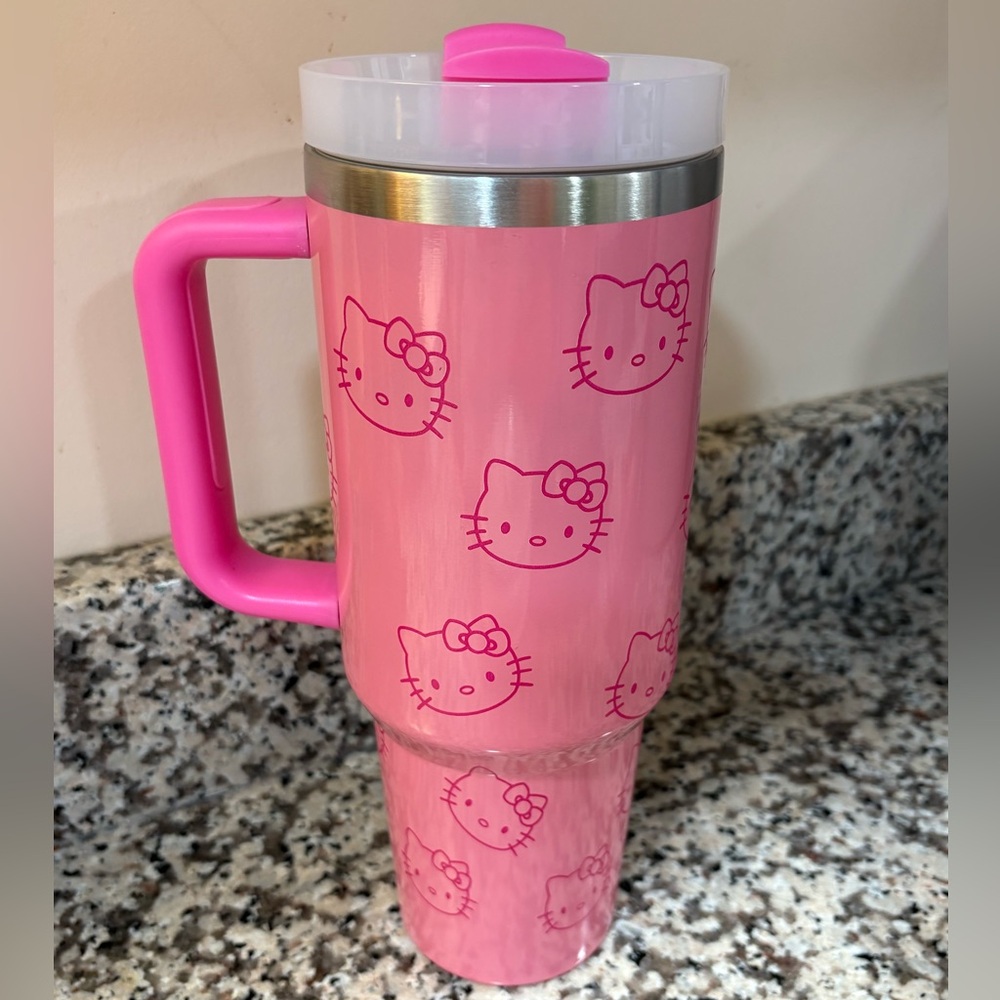 Hello Kitty Pink Tumbler 40 ounce with Handle NEW insulated